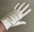 70s Gloves In Cream Kid Leather Crochet Trim Medium
