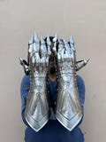 Spiked Medieval Gauntlets – Gothic Knight Armor Gloves | Handmade Steel Warrior Cosplay | Reenactment, LARP, Costume & Collectible Gift