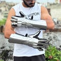 Articulated Gothic Gauntlets – Premium Polished Steel Knight Gloves for Authentic Medieval LARP, Cosplay & Renaissance Armor Enthusiasts