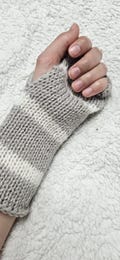 Women's Hand-Knitted Striped Beige & Cream Stretch Fingerless Gloves