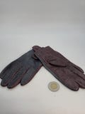 Women's leather gloves