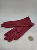Women's leather gloves
